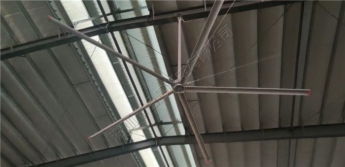 工業(yè)大風(fēng)扇為廠房降溫通風(fēng)案例